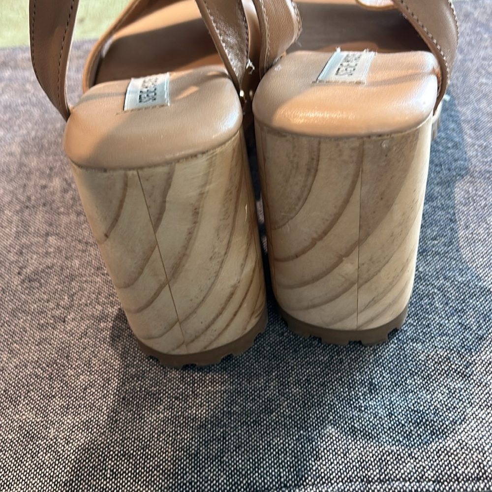 Steve Madden Ocala Tan Platform Lug Sole Block Heel Sandals Size 9.5 - Picture 5 of 7
